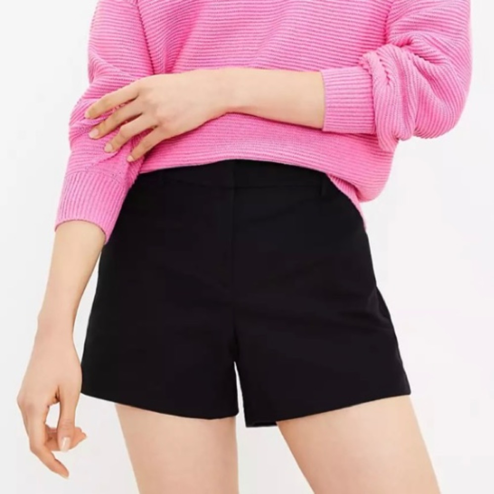 LOFT Black Shorts Size 4 NWT
